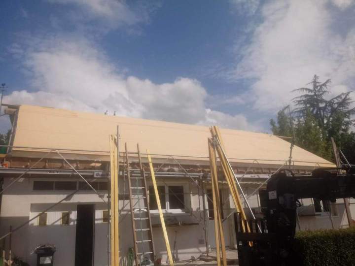 Isolation de toiture par l’extérieur Villemurlin